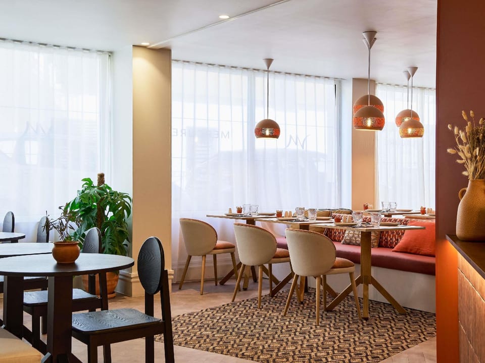 Mercure Saint Raphael Centre Plage  Hotel in Saint-Raphael