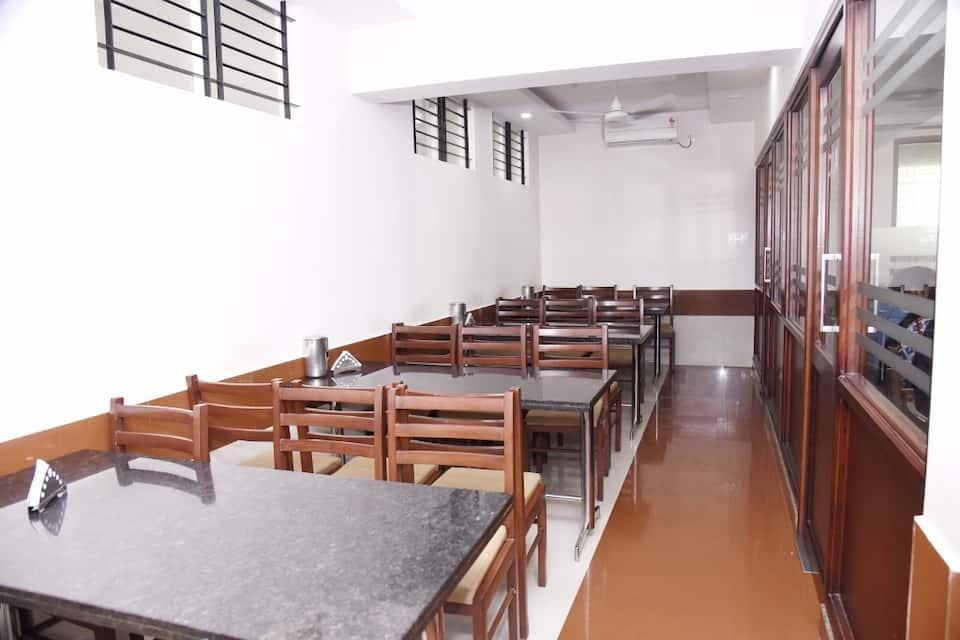 Hotel Akshayadhara Hotel in Kerala