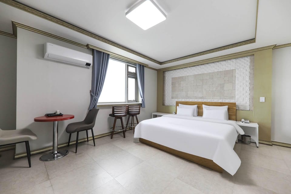 Gunsan Ravich Hotel Motel in South Korea