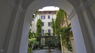 Italianway - Caretto 4 - Pavarotti Hotel in Milan