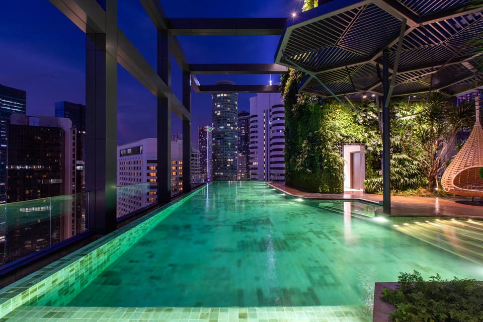 Swimming pool