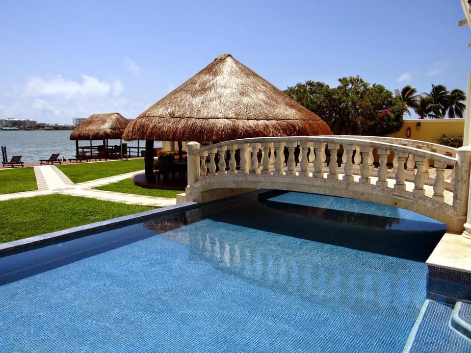 Casa Margarita Hotel in Cancun