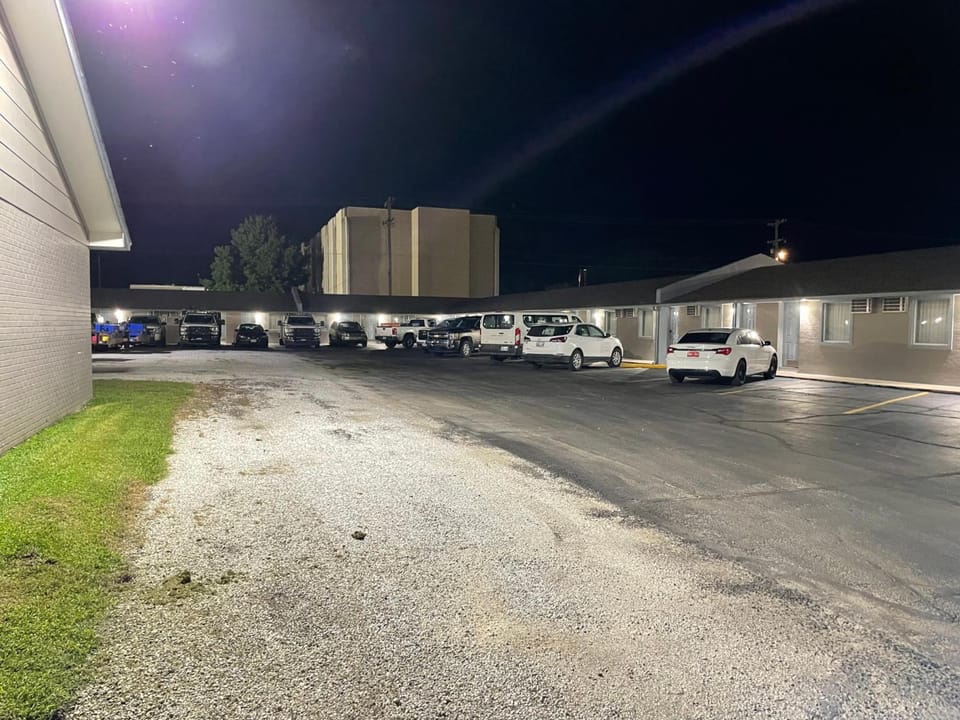 Budget Inn Ada Motel in Ada