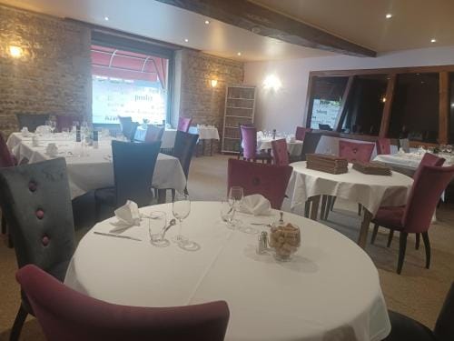 Hotel La Parenthese Hotel in Bourgogne-Franche-Comté