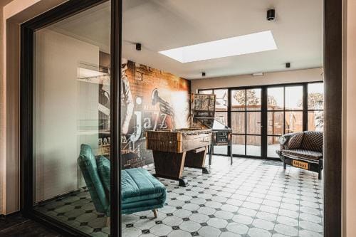 Stay Charmed Hotel in Flanders