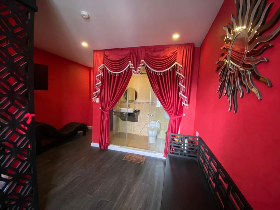 GaIaxy Hotel Hotel in Ho Chi Minh City