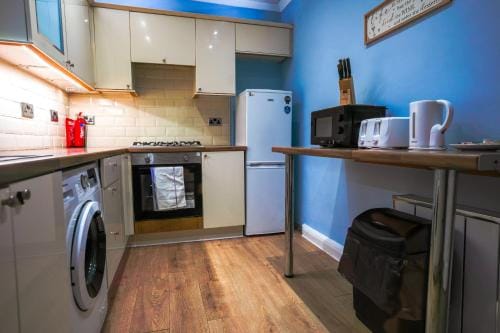 West Apartment  Hotel in Coatbridge