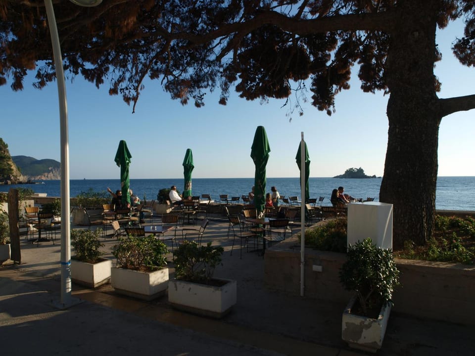 Apartments Obala - Dragovic Hotel in Budva Municipality