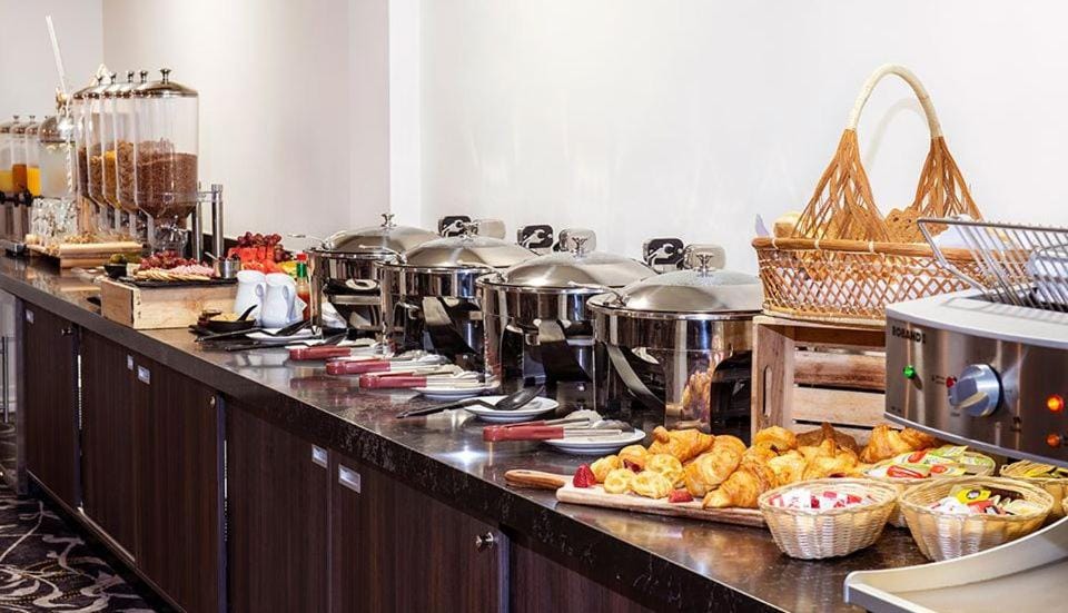 Apartments Obala - Dragovic Hotel in Budva Municipality