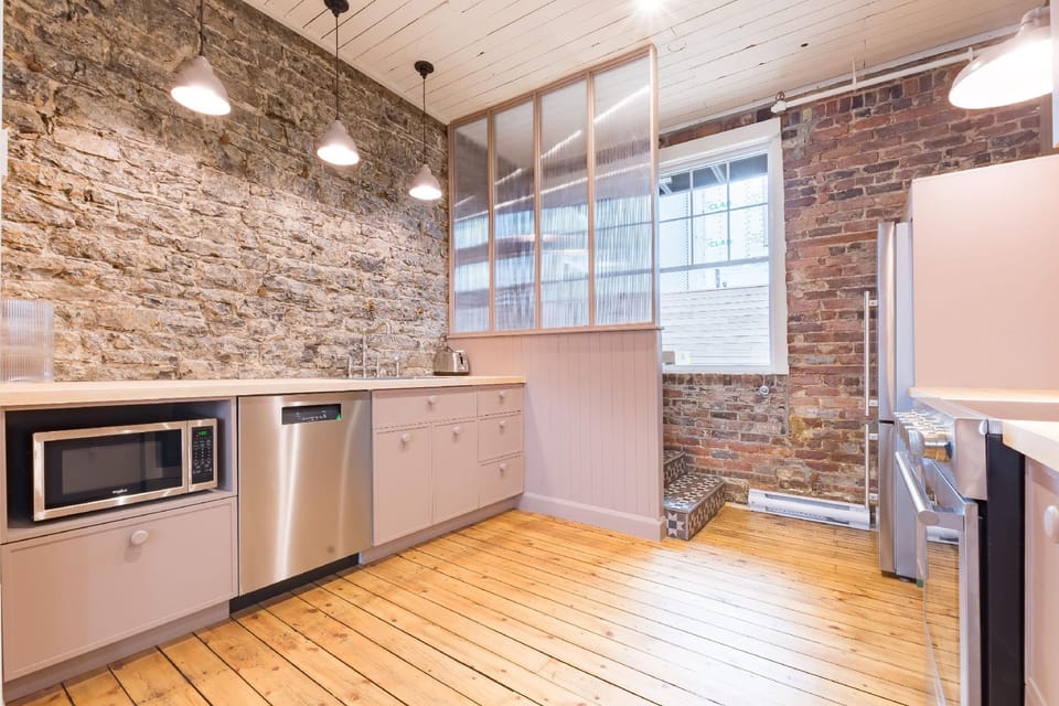 La Maison des Lofts - Par les Lofts Vieux-Québec Hotel in Quebec City