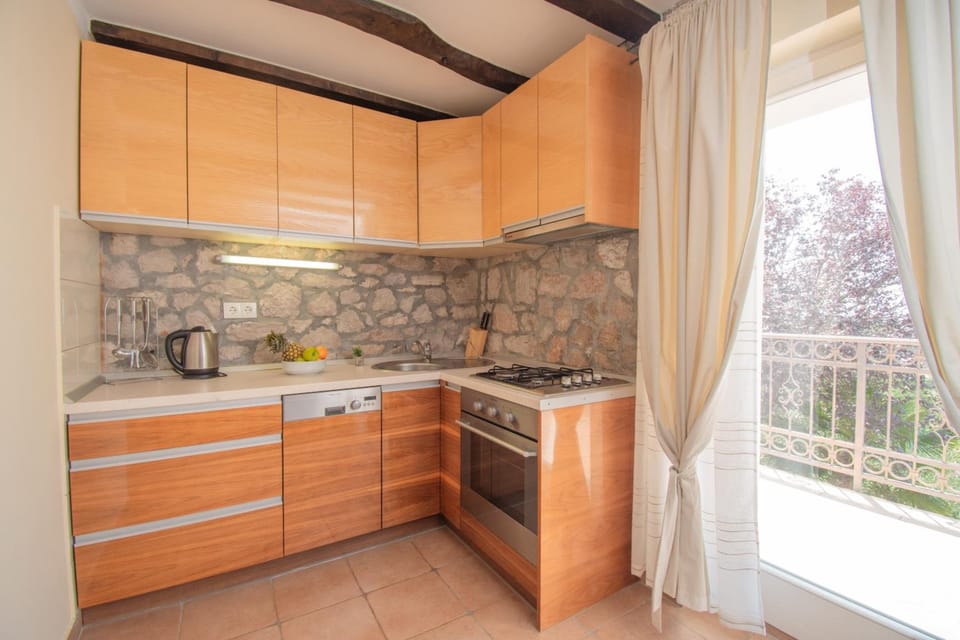 Villa Madunic with private swimming pool Resort in Split-Dalmatia County