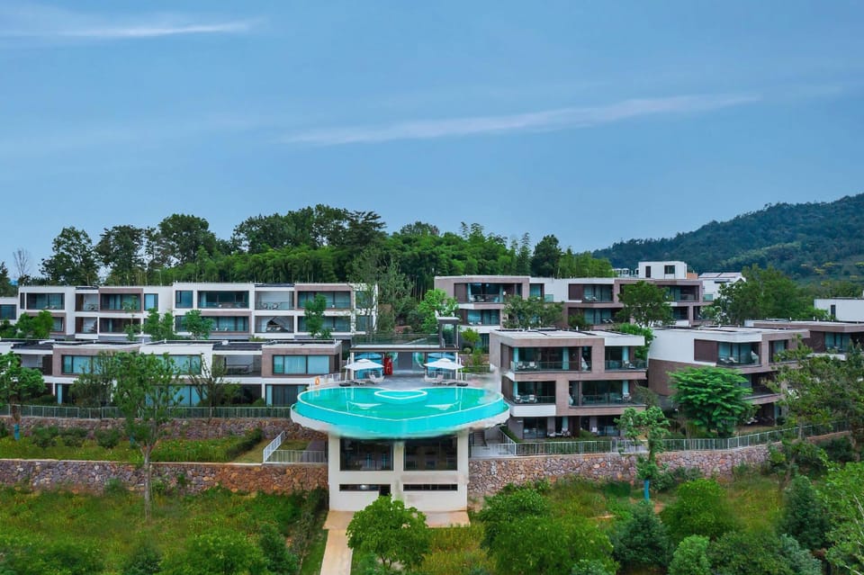 Fantasy Jialebi Theme Hotel Hotel in Zhejiang
