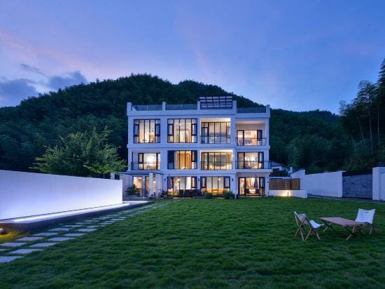 Yao • 20m Starry Sky Pool Wilderness Villa Hotel in Hangzhou