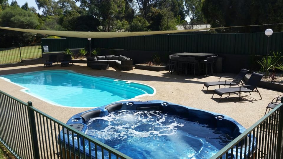 Tocumwal Early Settlers Motel Motel in Victoria