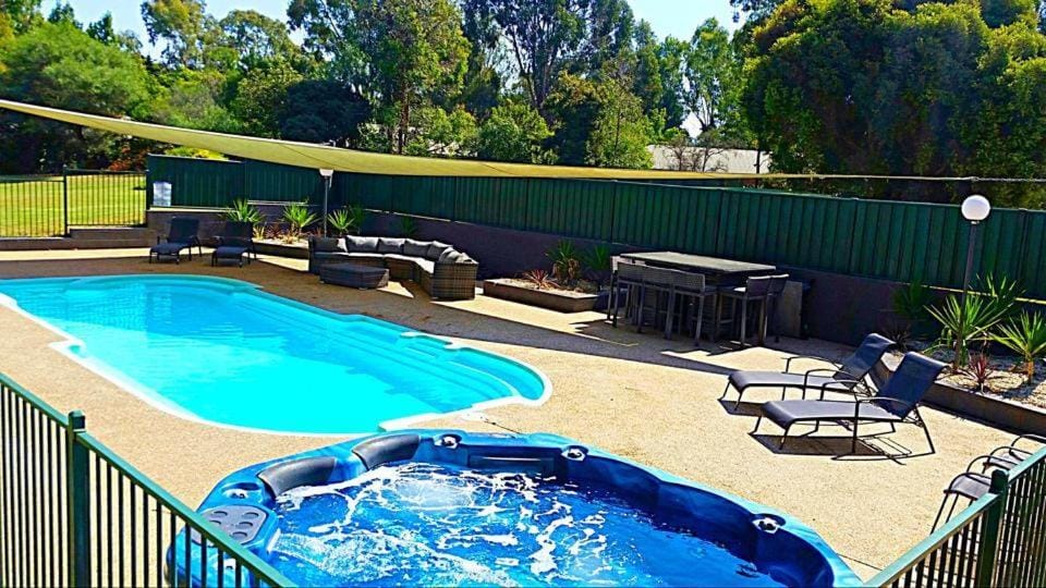 Tocumwal Early Settlers Motel Motel in Victoria