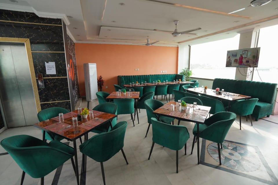Hotel Orange One  Hotel in Lahore