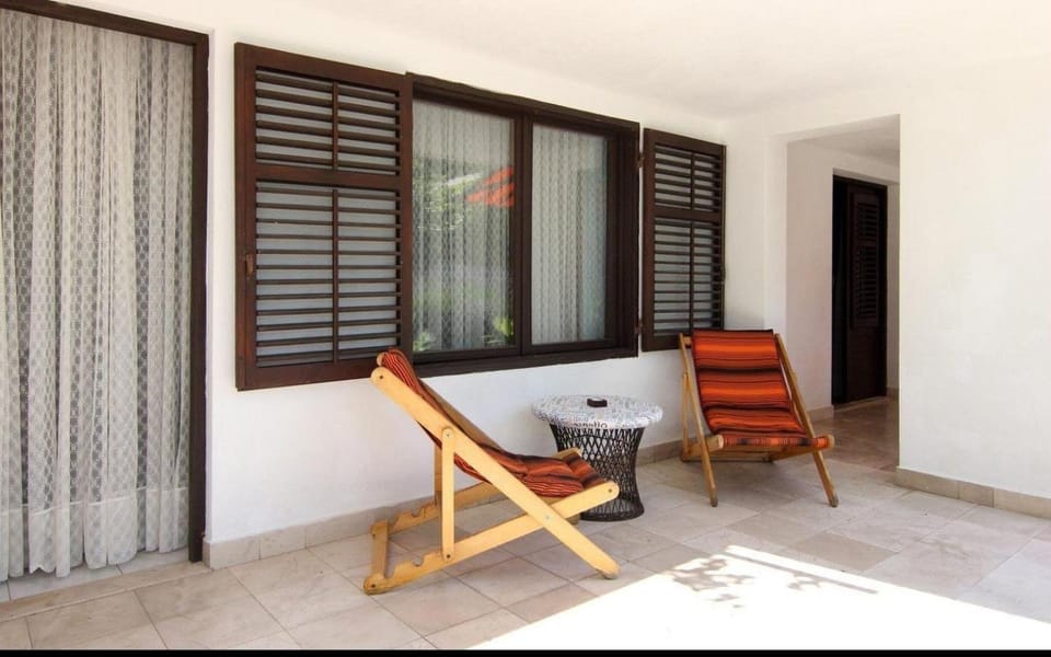 Apartments Emily Hotel in Vrboska