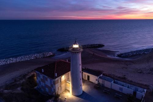 Two-Bedroom villa in a quiet area next to the sea - By Beahost Rentals Hotel in Friuli-Venezia Giulia