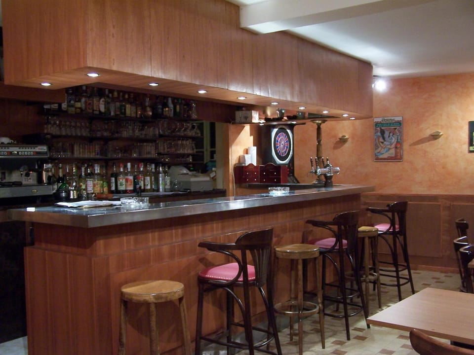 HOTEL DE LA POMME D'OR Hotel in Bourgogne-Franche-Comté