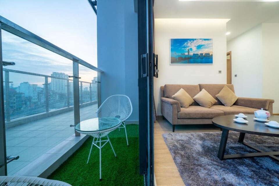 BOM HOMES- VINHOMES METROPOLIS-Service Apartment Apartment hotel in Hanoi