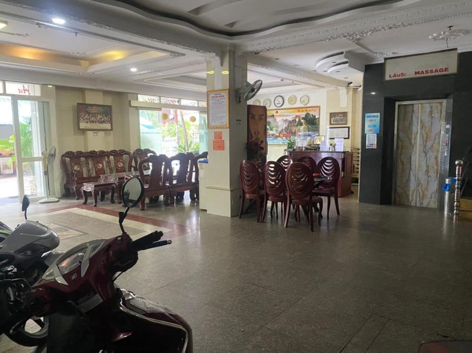 Khach San Thanh Hong Hotel in Ho Chi Minh City