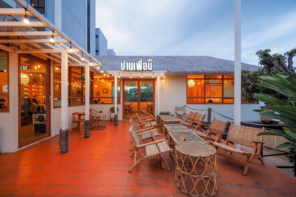 The Sunset Bangsaen Seaview Hotel in Chon Buri Changwat