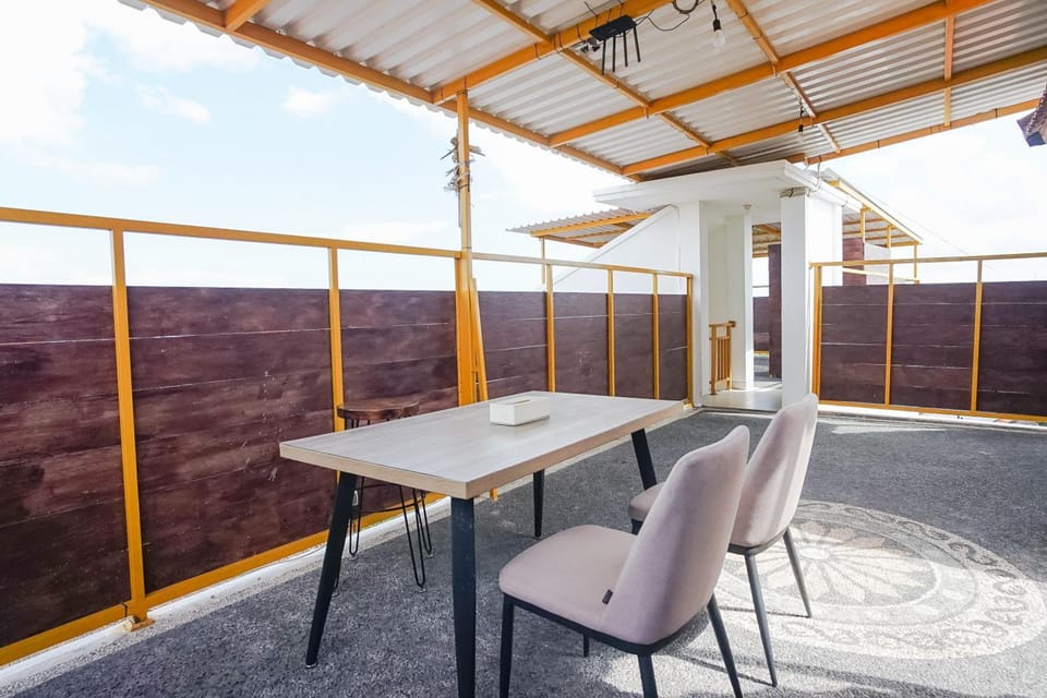 Margarita Apartment & Co-Working Canggu Hotel in North Kuta