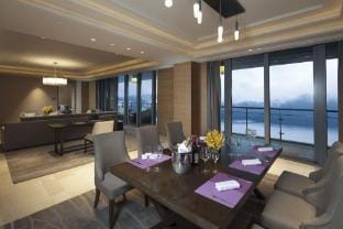 Crowne Plaza Hangzhou Thousand Island Lake by IHG Hotel in Hangzhou