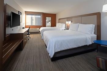 Holiday Inn Express Hotel & Suites SeaTac by IHG Hotel in Des Moines