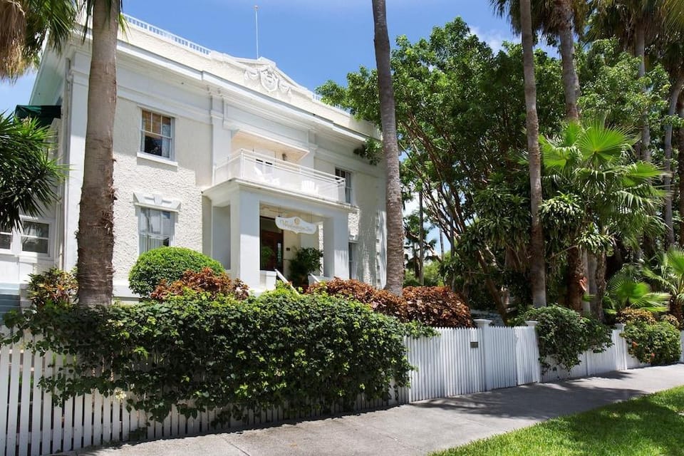 Weatherstation Inn Hotel in Key West