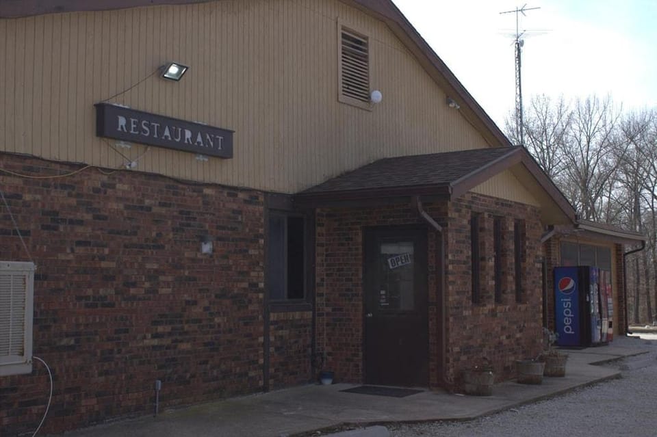 Hidden Lake Resort Hotel in Tom Township