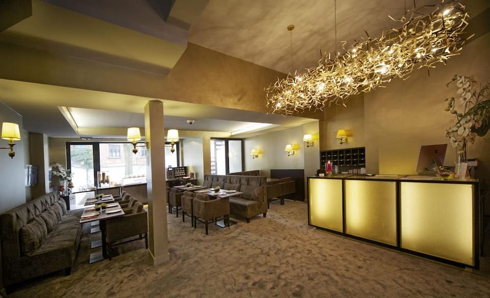 Neufchatel Belgian Hotel Hotel in Saint-Gilles