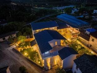 Qiumingshanju Hotel in Nanjing