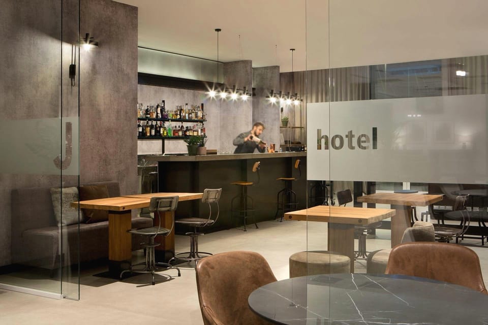 Jhotel Hotel in Turin