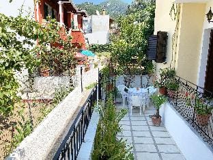 Spiros Apartments - Agios Gordios Beach, Corfu, Greece Hotel in Corfu, Greece