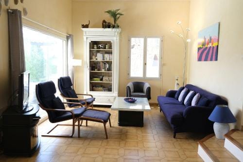 Very pleasant vacation rental with heated pool in the Luberon Hotel in Apt