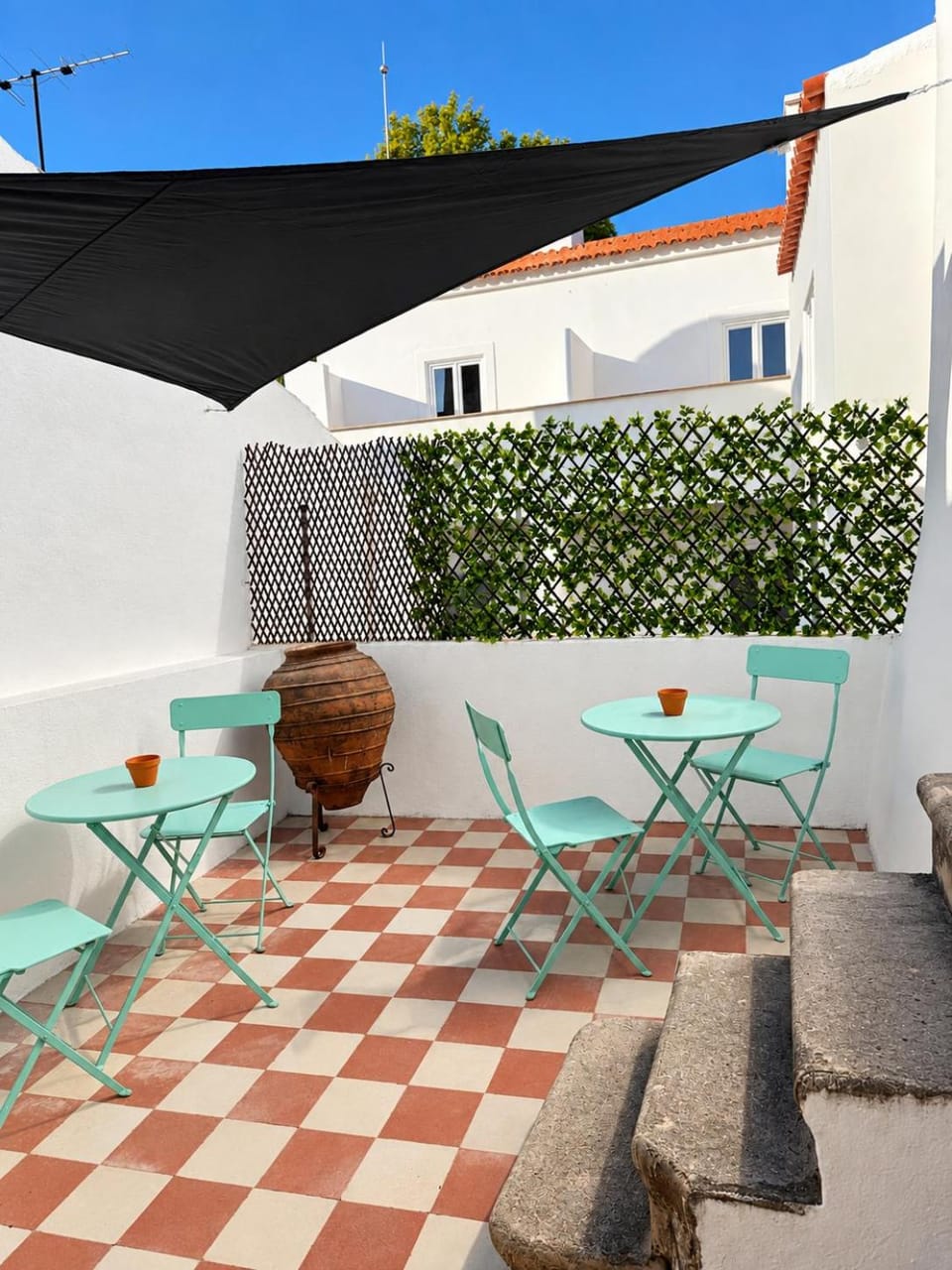 Burgos Guest House Hostel in Evora