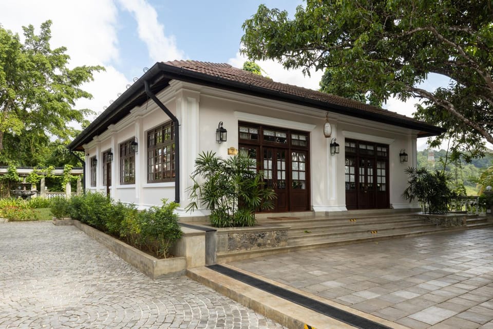 The Grand Walawwa Hotel in Sri Lanka