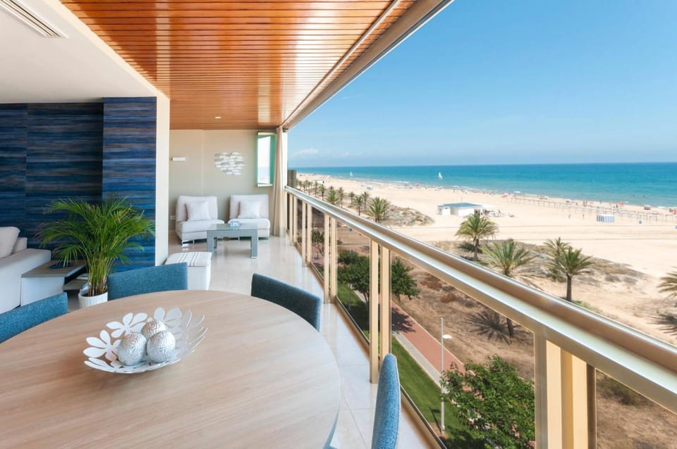 Ag Bermudas Premium Hotel in Safor