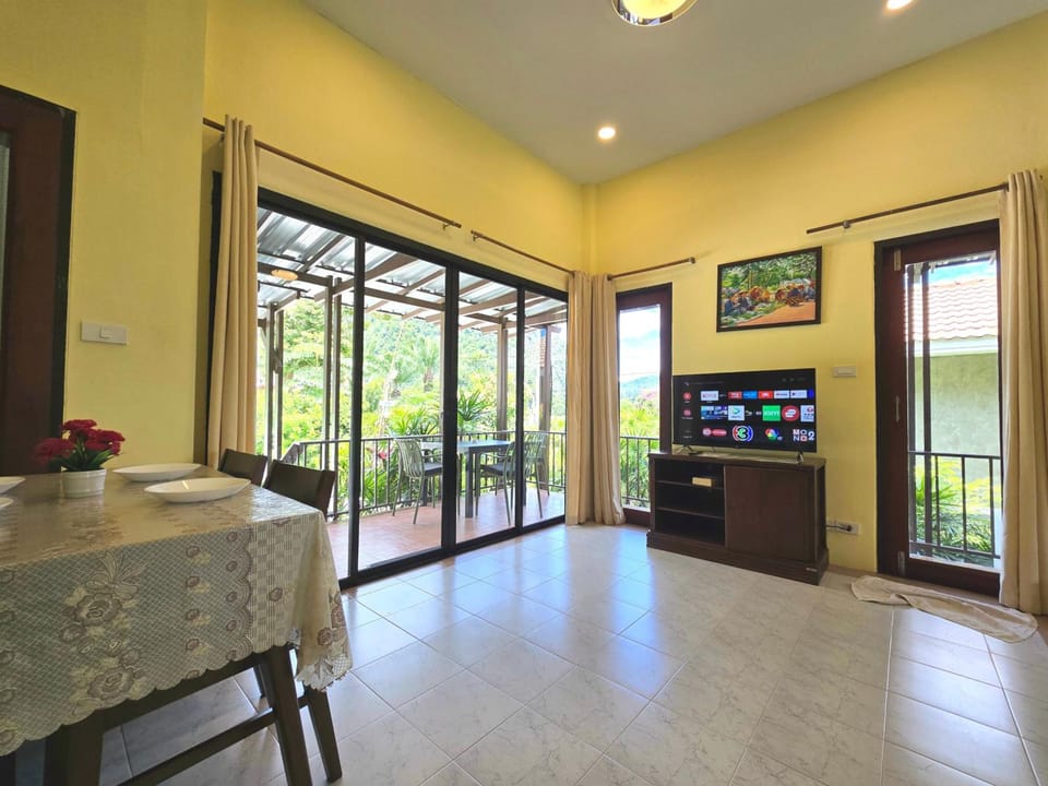 Krabi Green Hill Pool Villas Hotel in Krabi Changwat