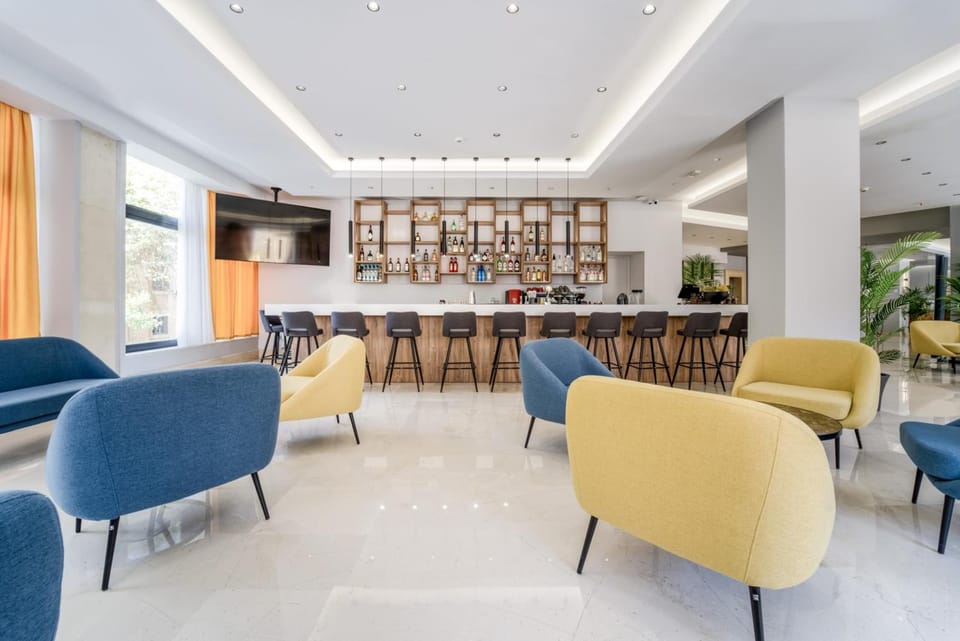 Bar/lounge