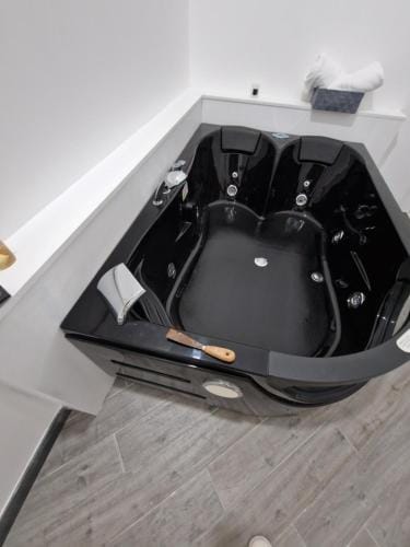 Suites Caracciolo Hotel in Naples