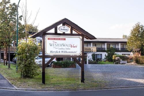 Der Westerwaldwirt Hotel Landhaus - Stahler Hotel in Rhineland-Palatinate
