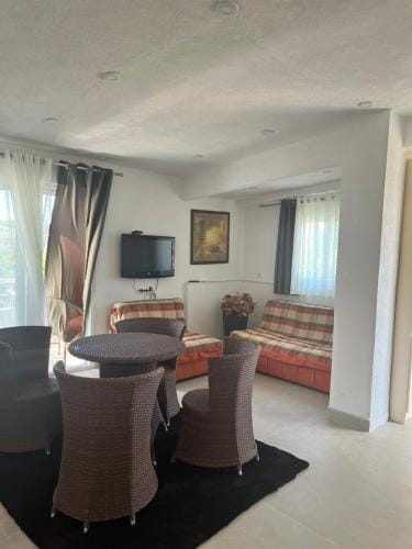 Maki Apartmani Hostel in Ulcinj Municipality