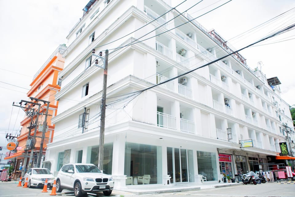 Blue Skyline Hotel Hotel in Patong