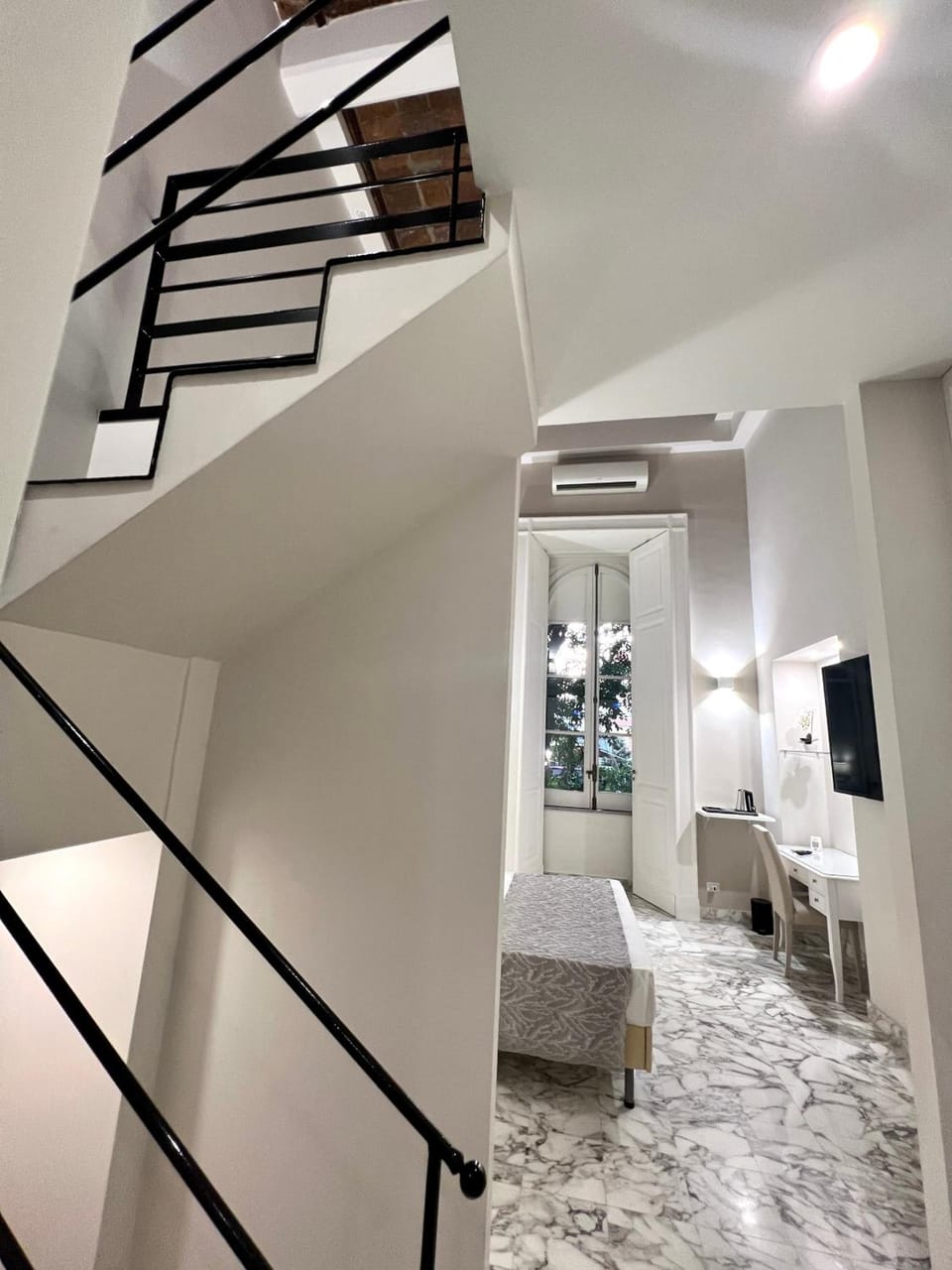 MILUAR Luxury B&B - Vanvitelli Hotel in Naples