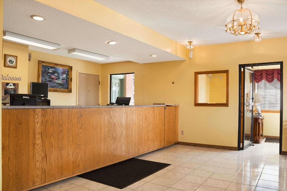 Economy Hotel Wichita- Florence St Hotel in Wichita