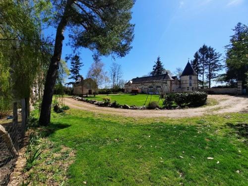 La Tour de reves Hotel in Centre-Val de Loire