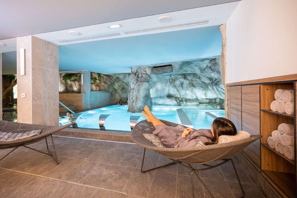 Golden Tulip Aix Les Bains Hotel in Aix-les-Bains