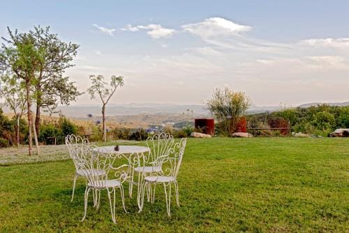 Suite immersa nel Giardino Emozionale della Gualda Vecchia, SPA all'aperto esclusiva a pagamento Hotel in Tuscany